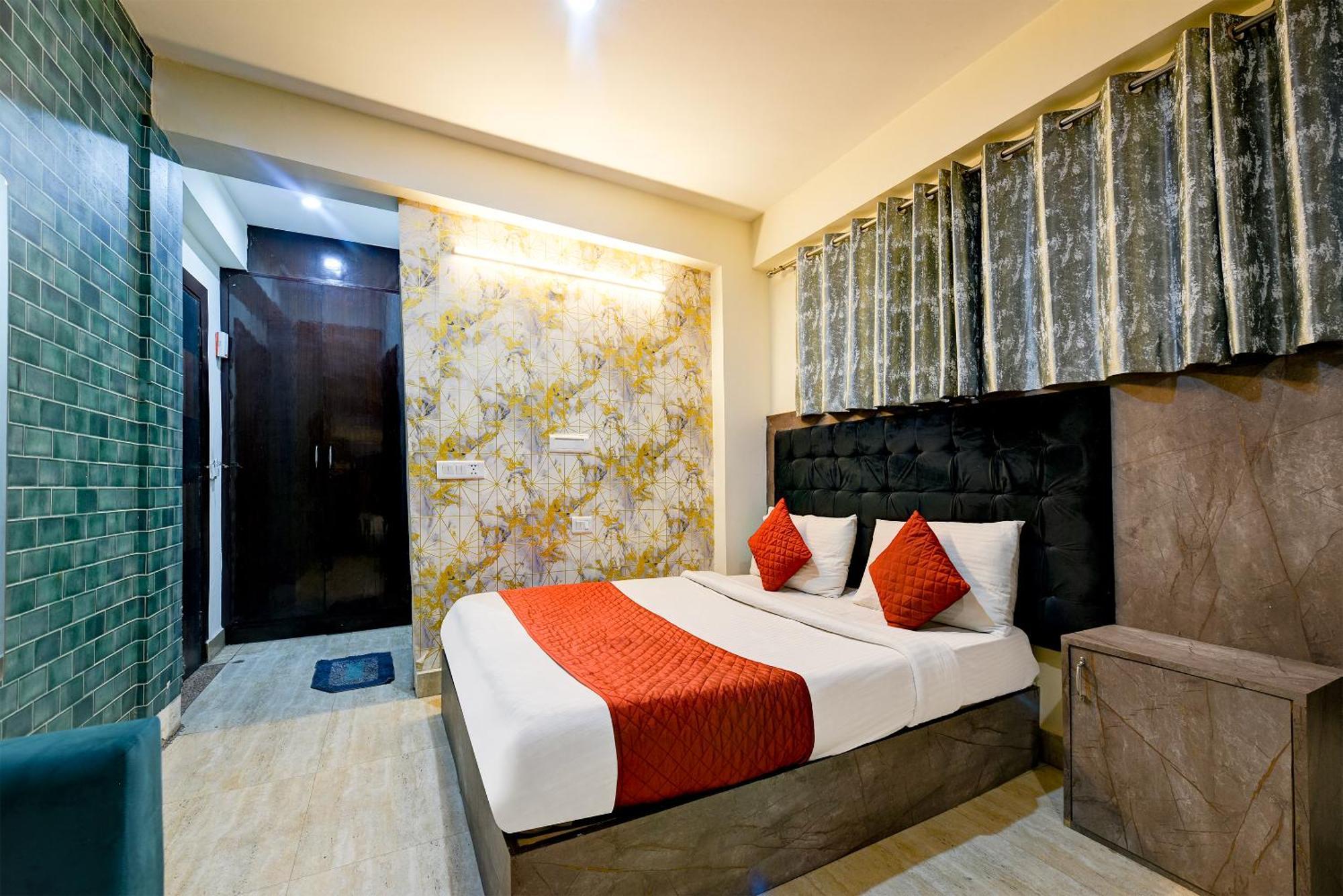 Majestic Park B & B At Airport New Delhi Exterior photo